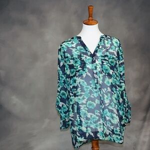 Apt. 9 chiffon floral tunic blouse. L